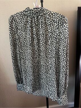 H&M Black and White Floral Blouse